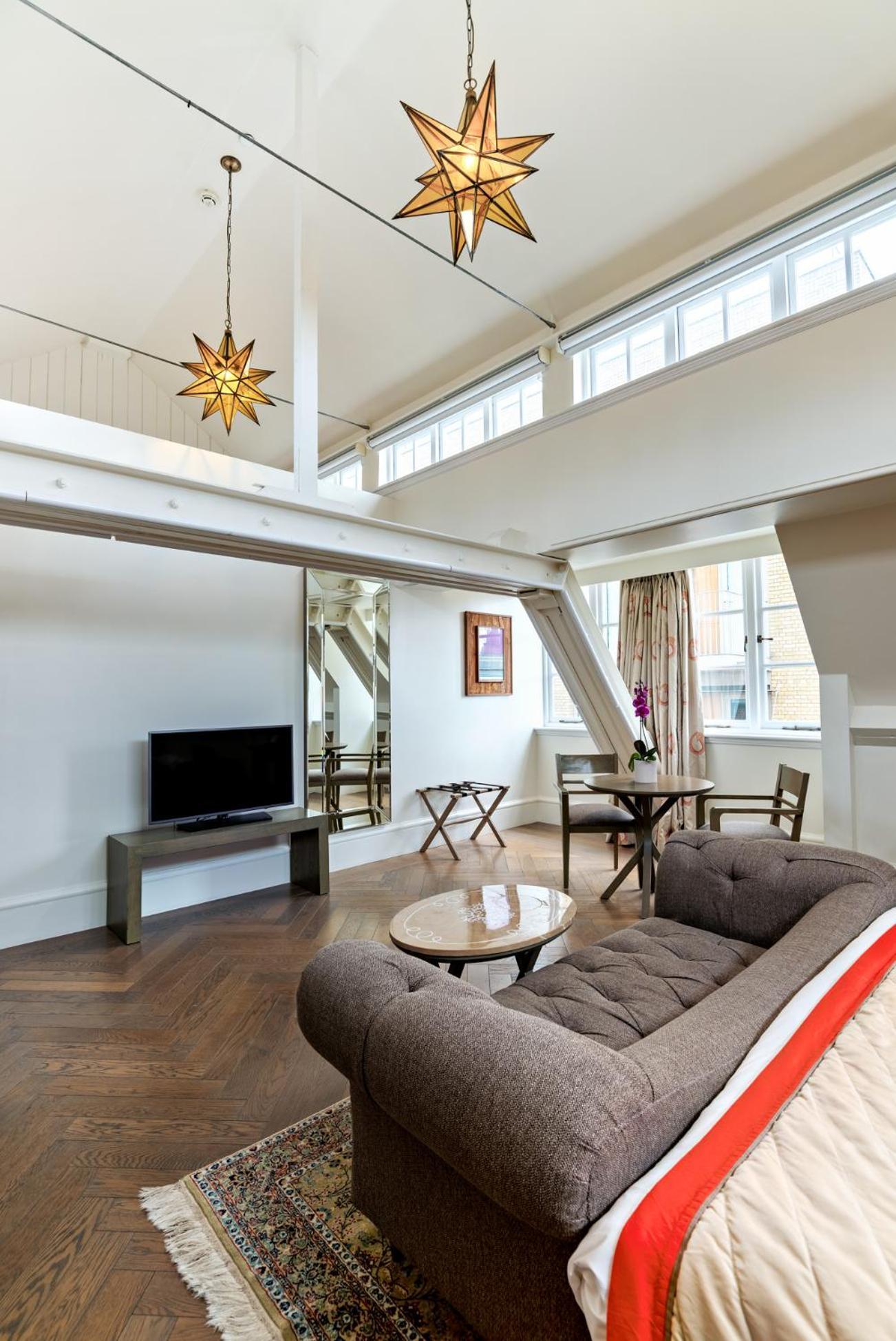 The Lalit London Londres Exterior foto A typical apartment